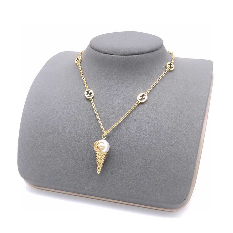 G*u*i interlocking g pearl necklace gold