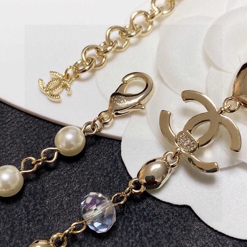 ch*el pearl crystal cc Di*m*nd gold