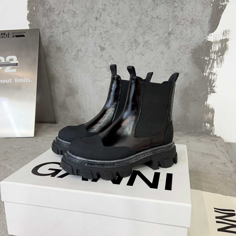 Ganni Chelsea Falt Ankle Boots Black