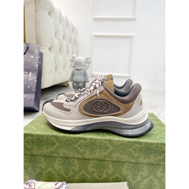 G*u*i run sneaker beige and brown