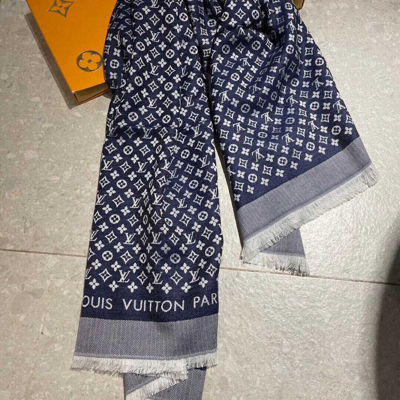 l**is V*t*n monogram scarf dark bue