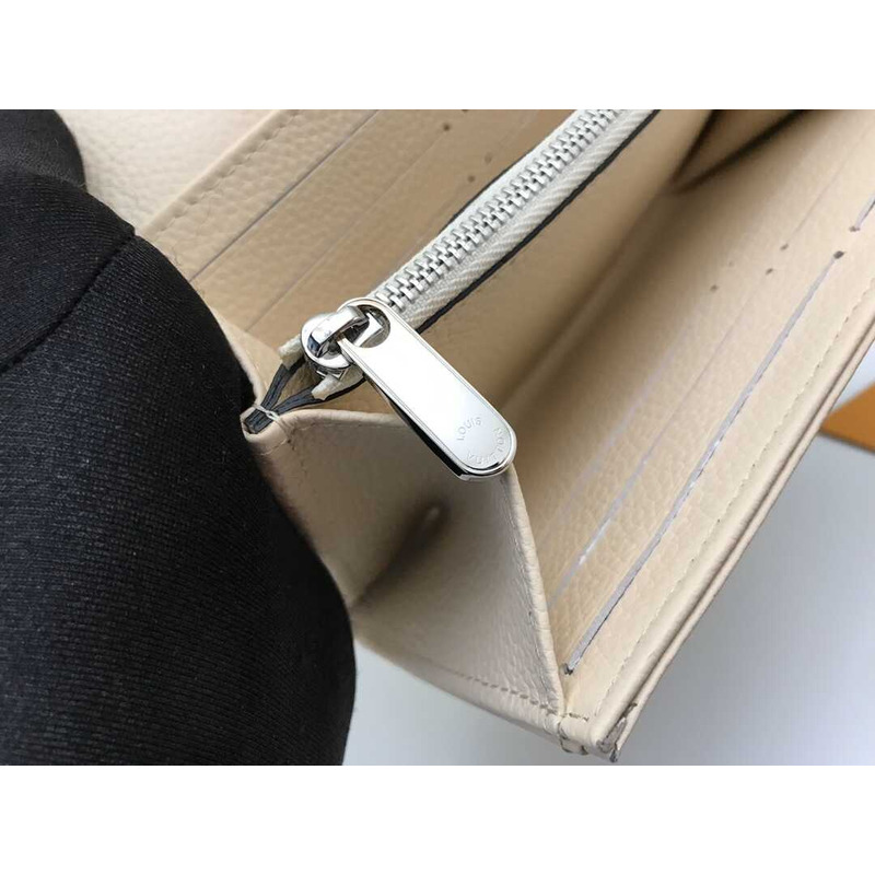 l**is V*t*n iris wallet beige