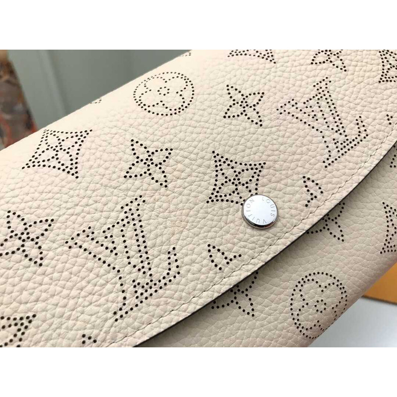 l**is V*t*n iris wallet beige