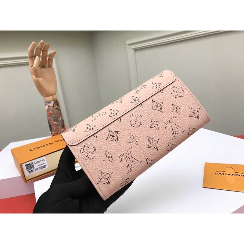 l**is l**is V*t*n iris wallet magnolia