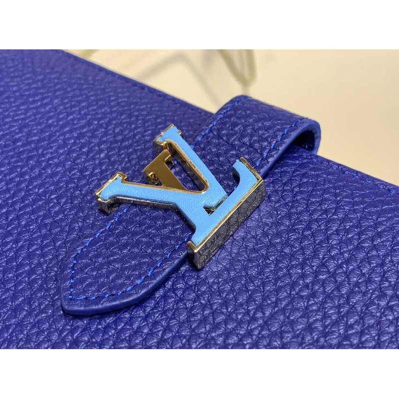 l**is V*t*n taurillon wallet blue