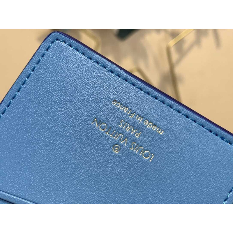 l**is V*t*n taurillon wallet blue