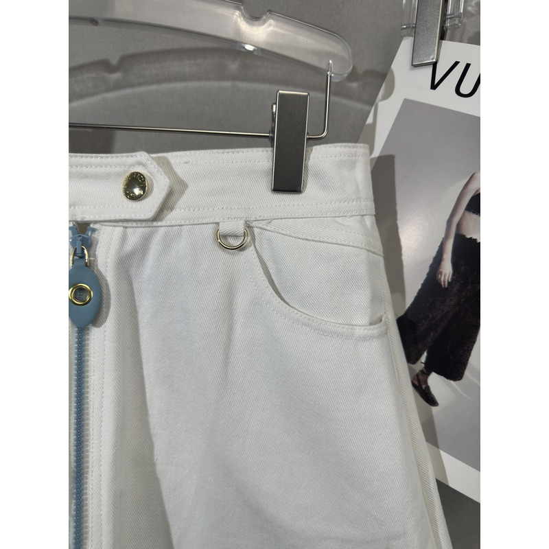 l**is V*t*n summer denim short white