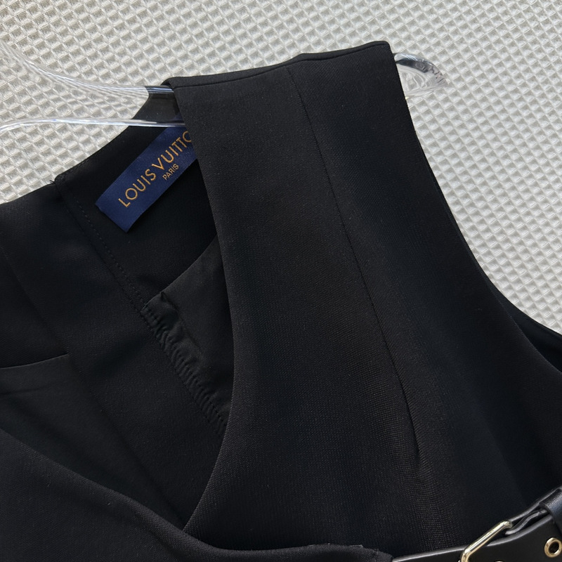 l**is V*t*n tripp nyc women dress black