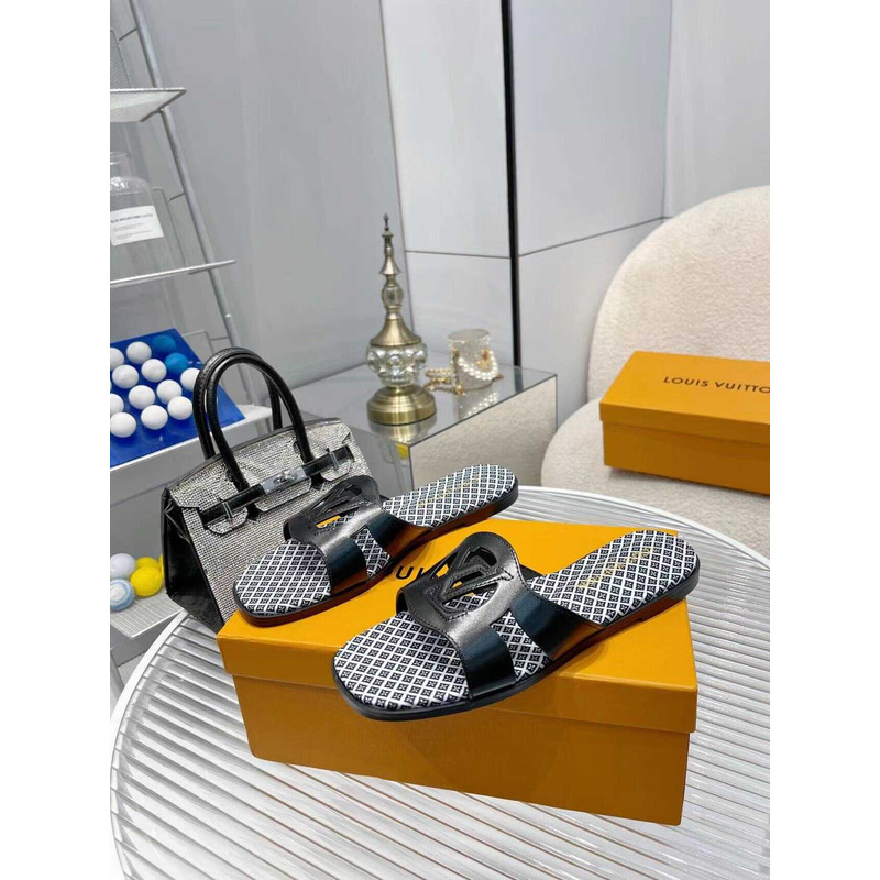 l**is V*t*n flat mule slippers black