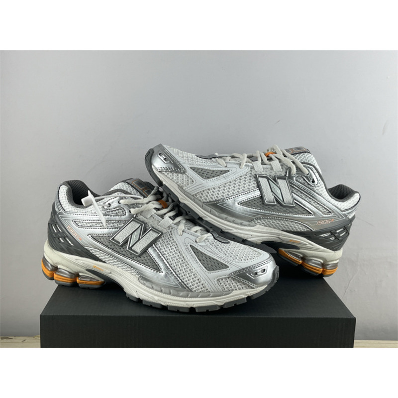 New Balance 1906R Sneakers Silver