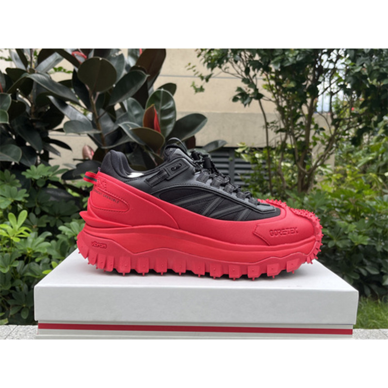 Moncler Trailgrip GTX Low-Top Sneakers Black And Red