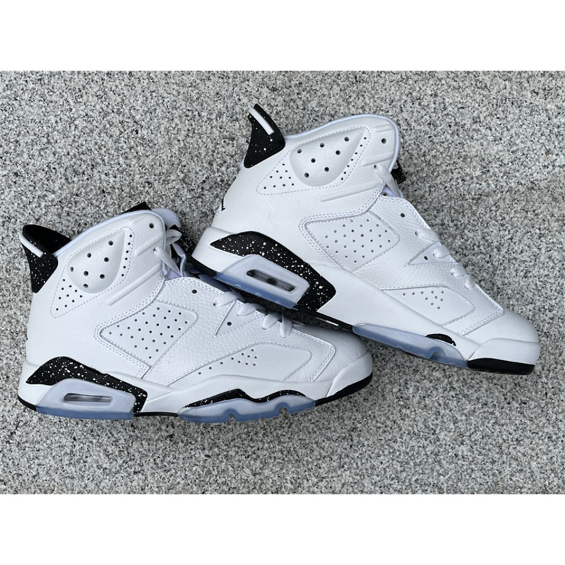 Air Jordan 6 Sneakers Reverse Oreo