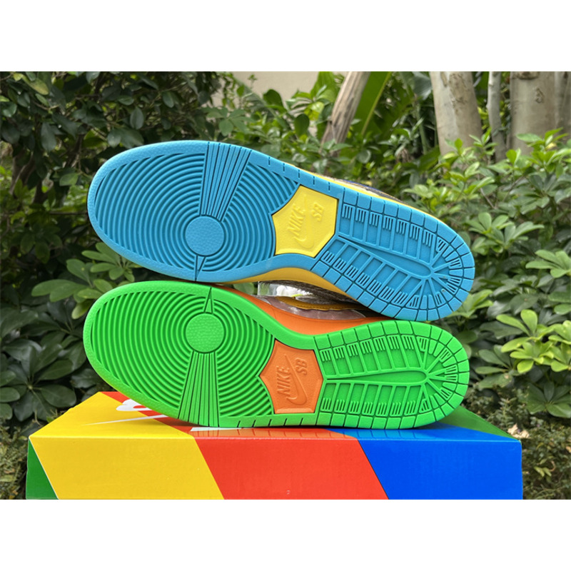 Nike SB Dunk Low What The Paul