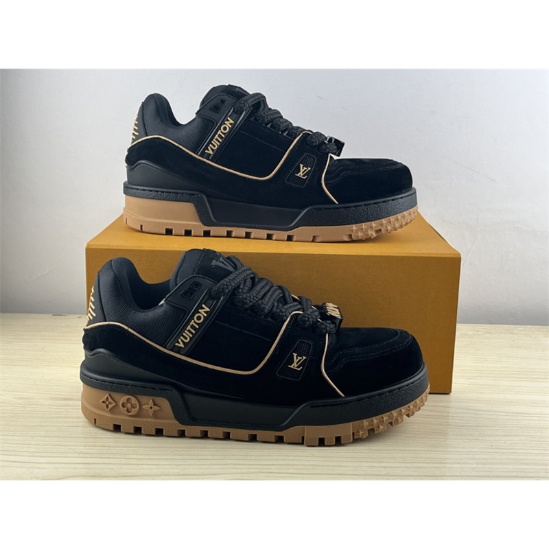 l**is V*t*n trainer maxi sneaker black