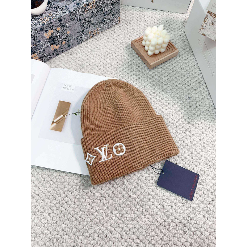 l**is V*t*n lv headline beanie camel