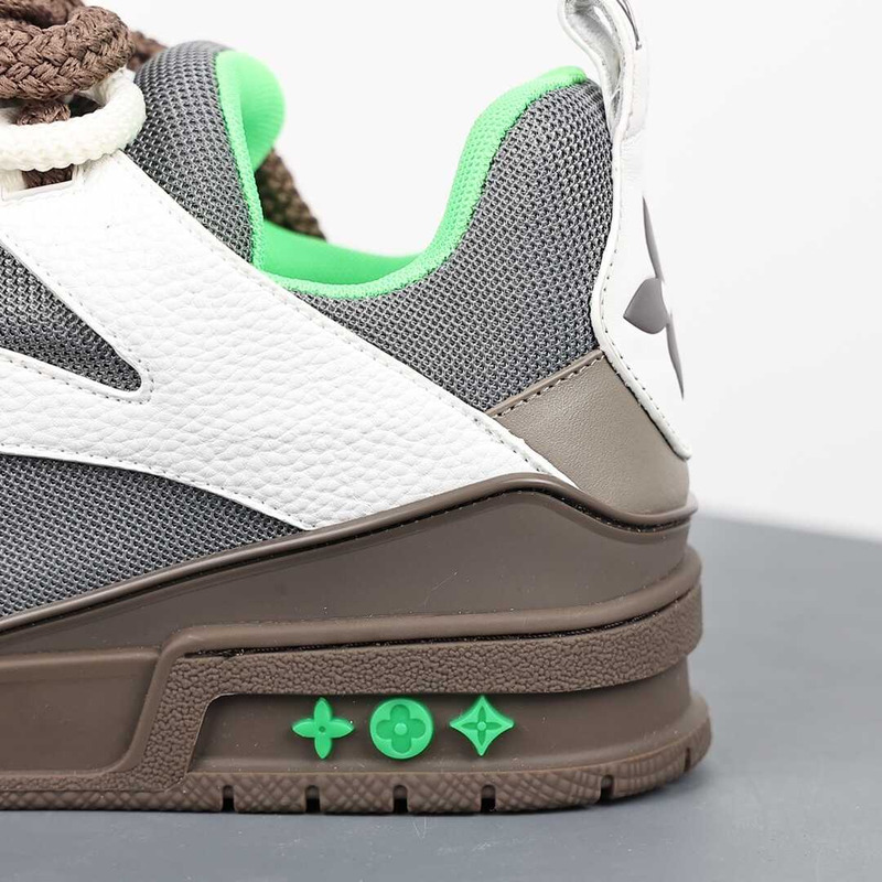 l**is V*t*n skate sneaker brown