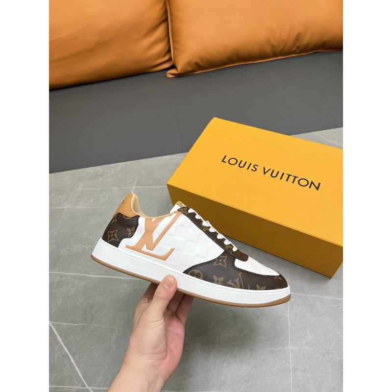 l**is V*t*n rivoli sneakers calfskin white and brown