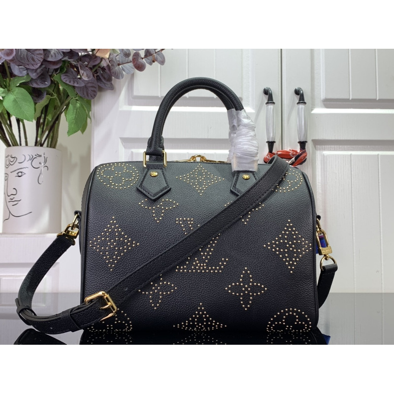 l**is V*t*n all leather speedy series nano speedy handbag black