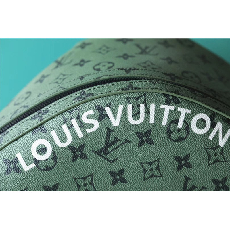 l**is V*t*n monogram discovery backpack pm khaki green/vermillion red