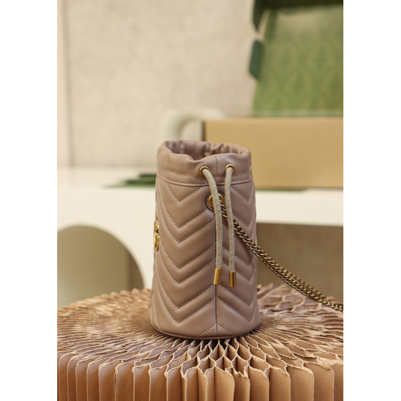 G*u*i gg marmont mini-bucket bag brown