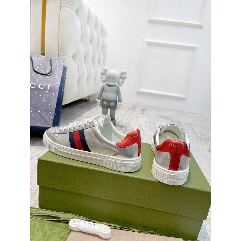 G*u*i ace sneaker with black and red web silver