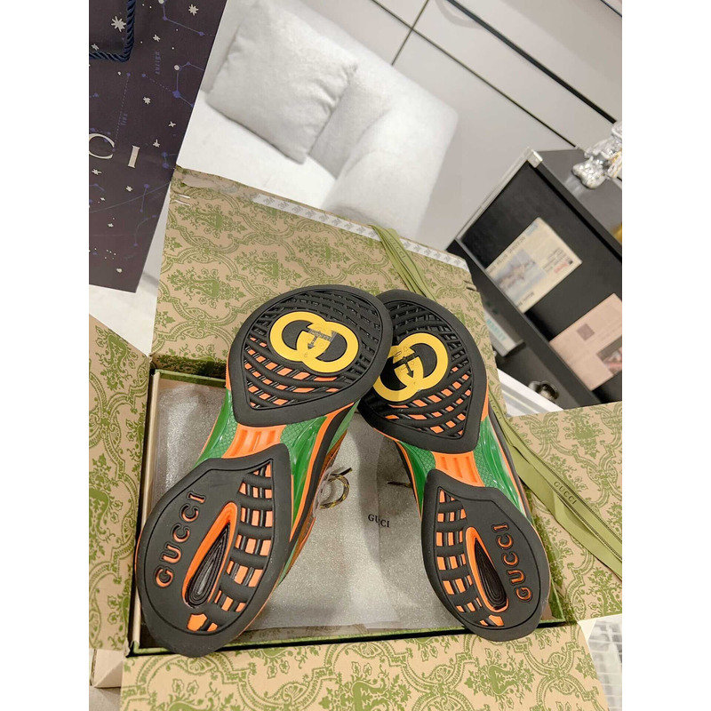 G*u*i run herrensneakers grünes