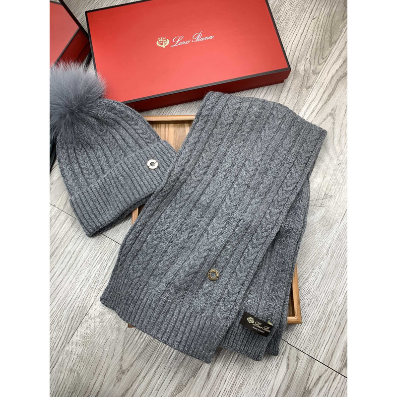 Loro piana Wool Pom And Scarf Grey