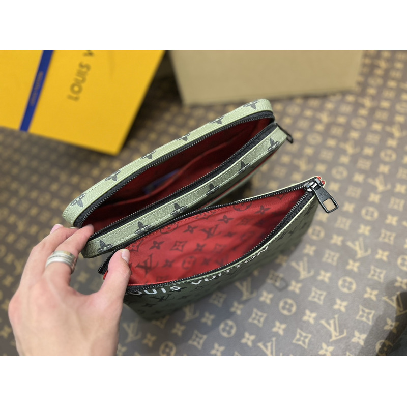 l**is V*t*n trio messenger khaki green/vermillion red