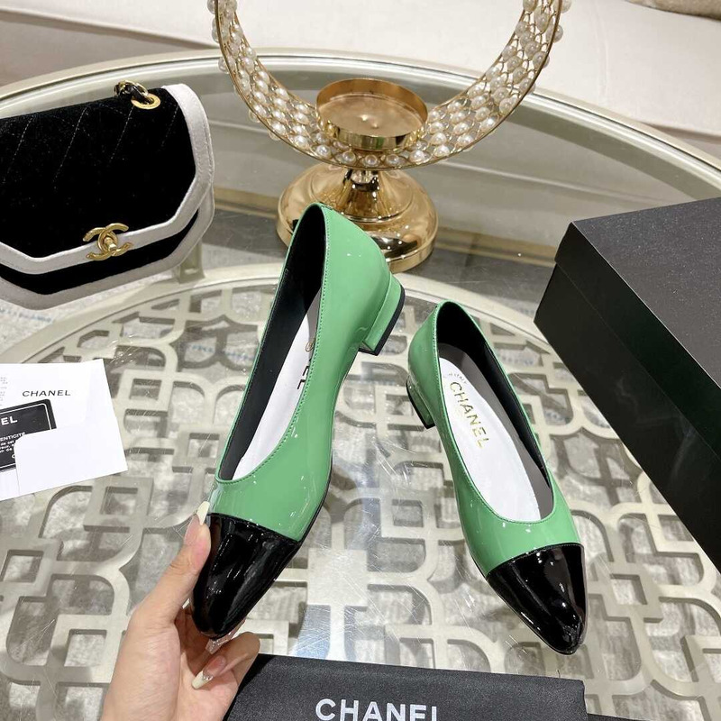 Ch*el  falts green and black