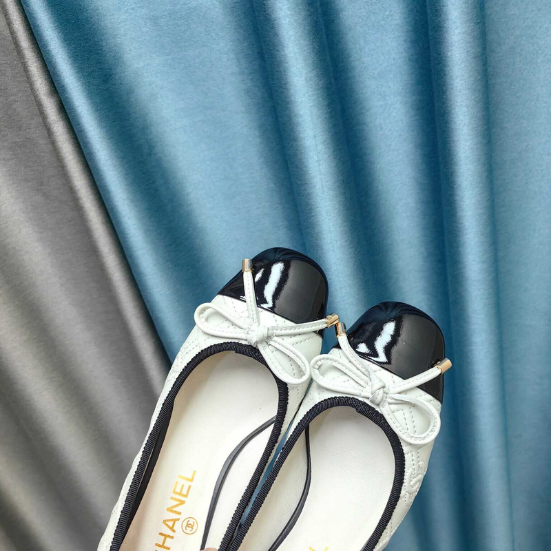 Ch*el ballet pumps calfskin white