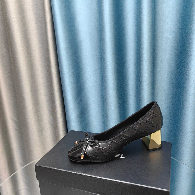 Ch*el ballet pumps calfskin black