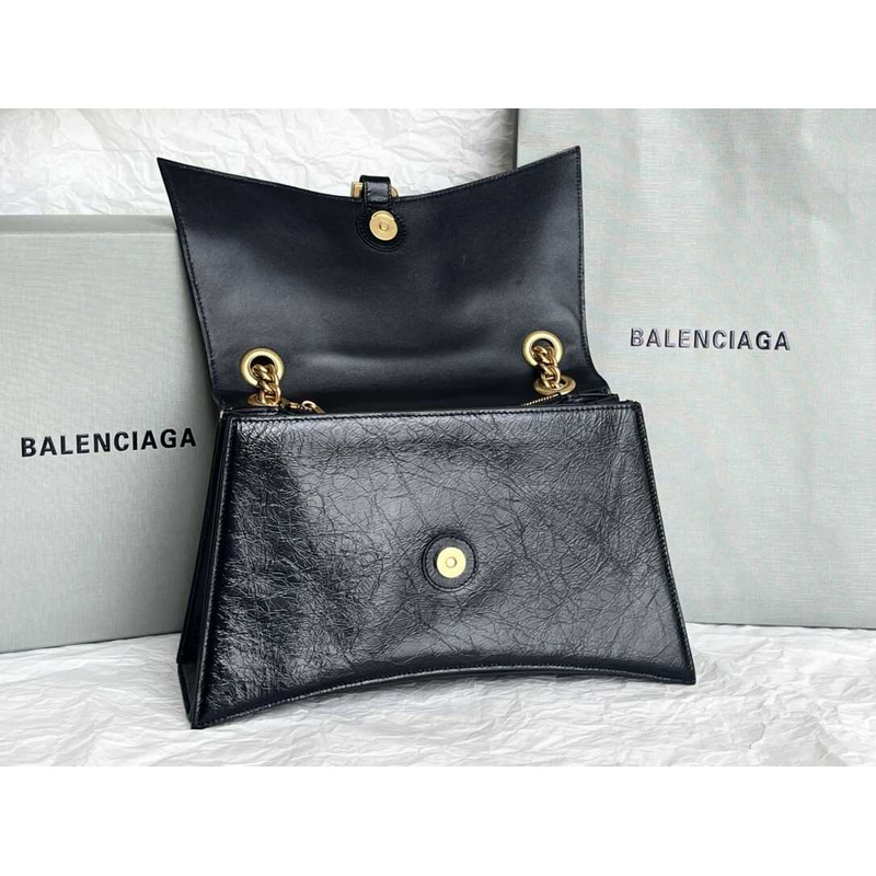 Ba*len*cia*ga women\