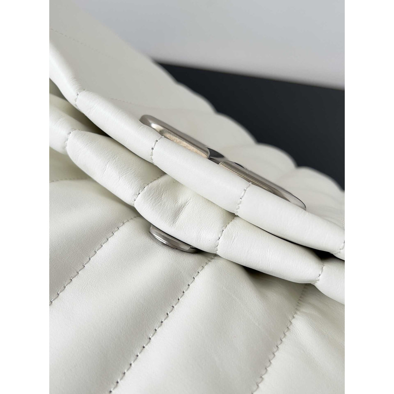 Ba*len*cia*ga women\