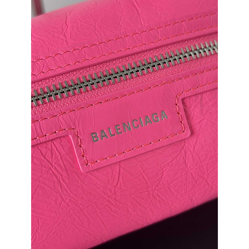 ba*len*cia*ga women\