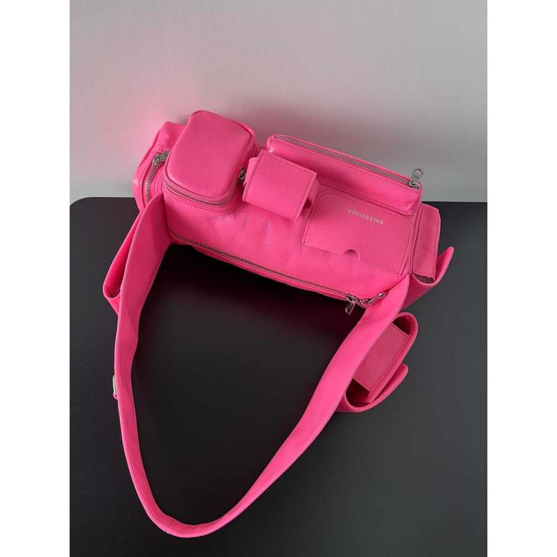 ba*len*cia*ga women\