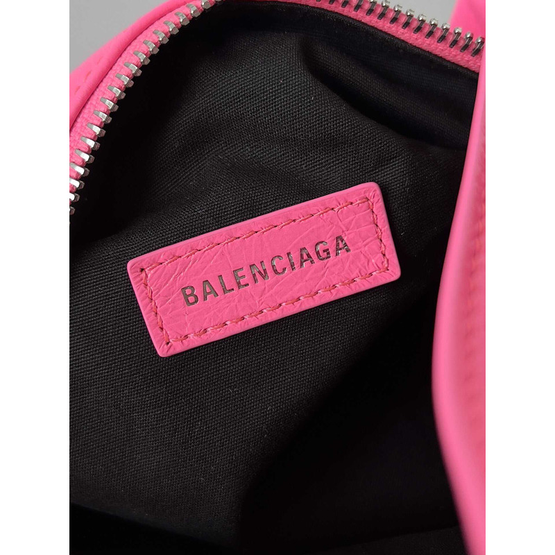 ba*len*cia*ga women\