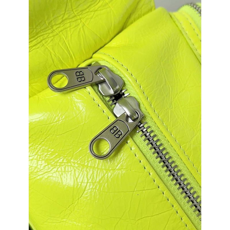 ba*len*cia*ga women\