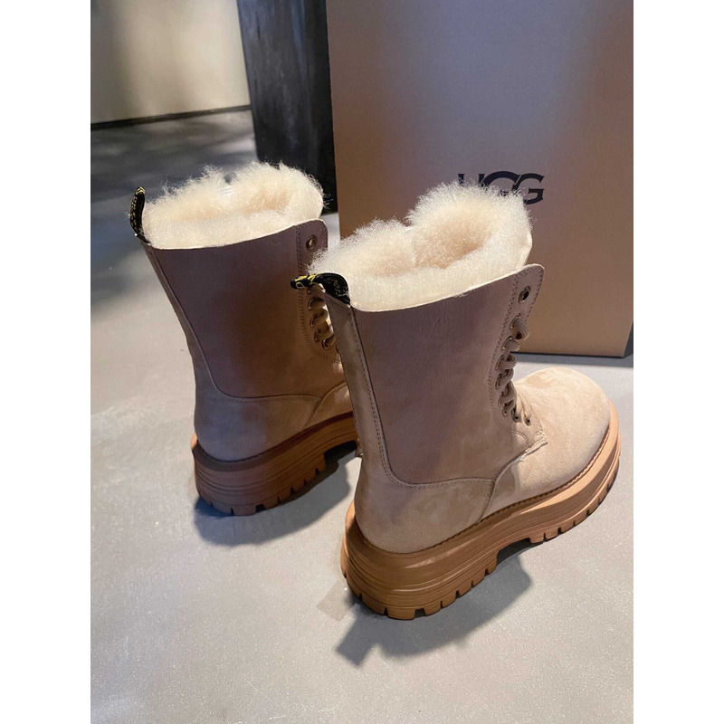 UGG Adirondak Meridian High Boots Beige