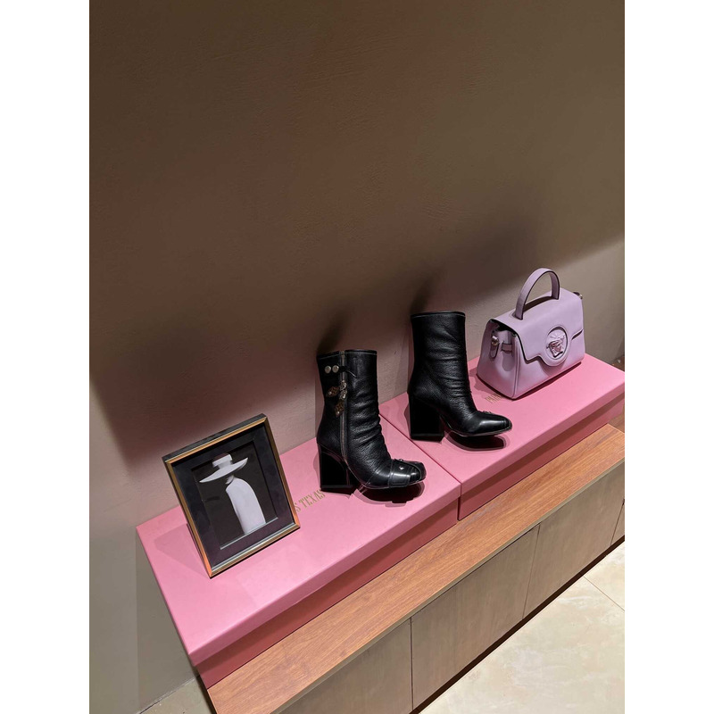 l**is V*t*n patti wedge half boots black