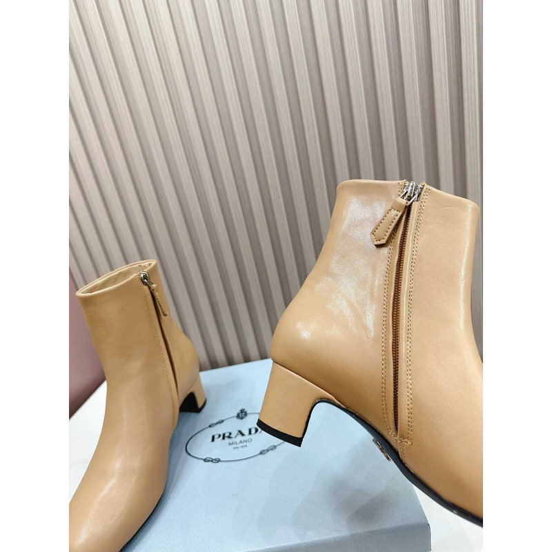 Pra*a leather ankle boots beige