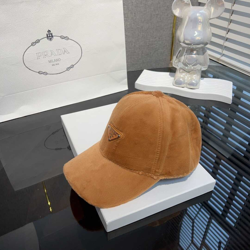 Pra*a  velvet baseball cap brown