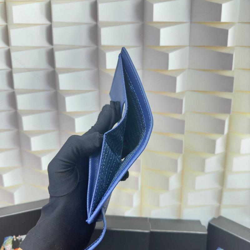 Pra*a small saffiano and smooth leather wallet blue haze