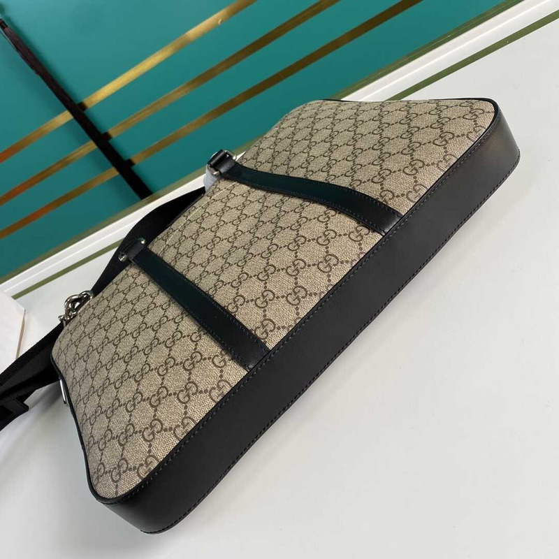 g*u*i gg S*p*e canvas briefcase beige