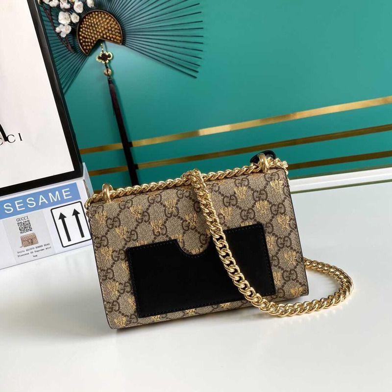 G*u*i padlock medium gg bee shoulder bag beige