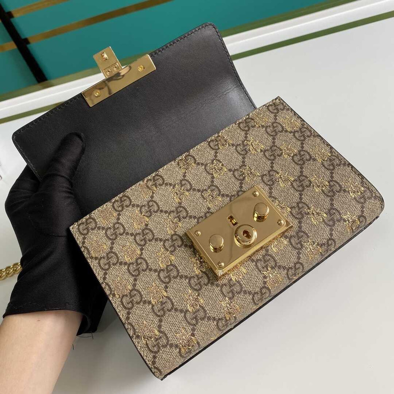 G*u*i padlock medium gg bee shoulder bag beige