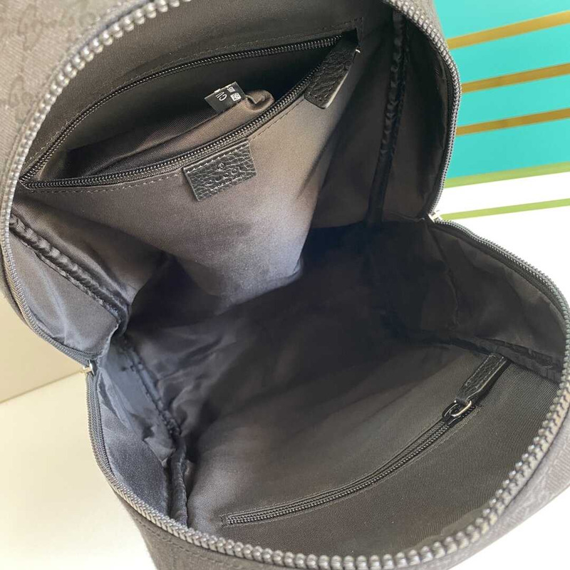 G*u*i slim backpack gg black