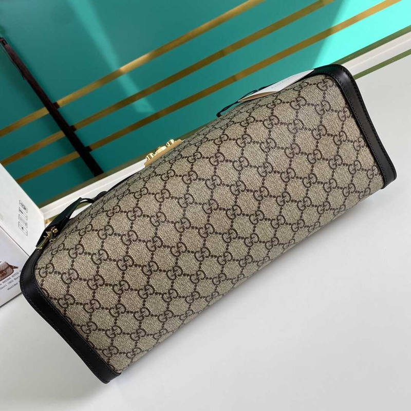 G*u*i padlock medium gg shoulder bag beige/black