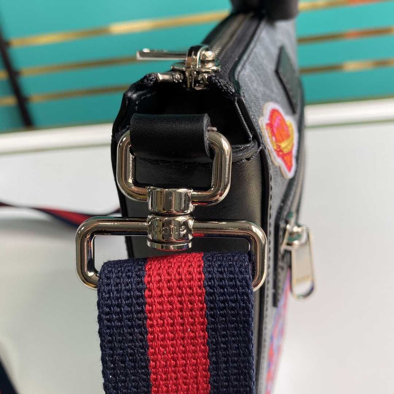 g*u*i night courrier messenger gg S*p*e black