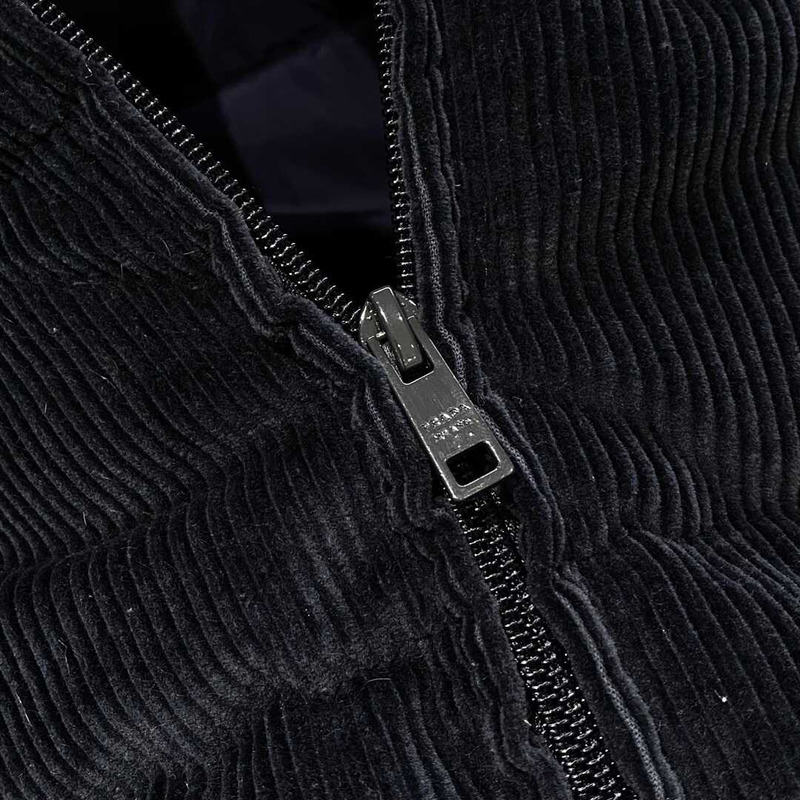 Pra*a padded re-nylon vest black