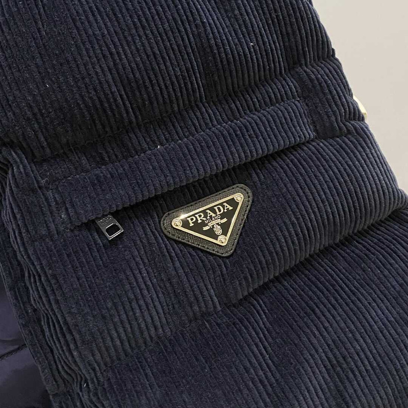 Pra*a padded re-nylon vest black